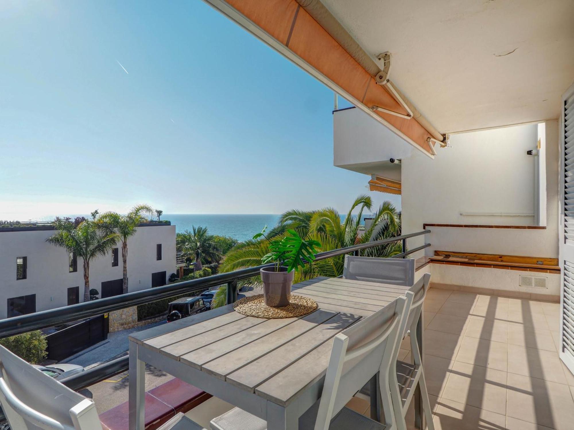 Balmins White By Hello Homes Sitges Kültér fotó